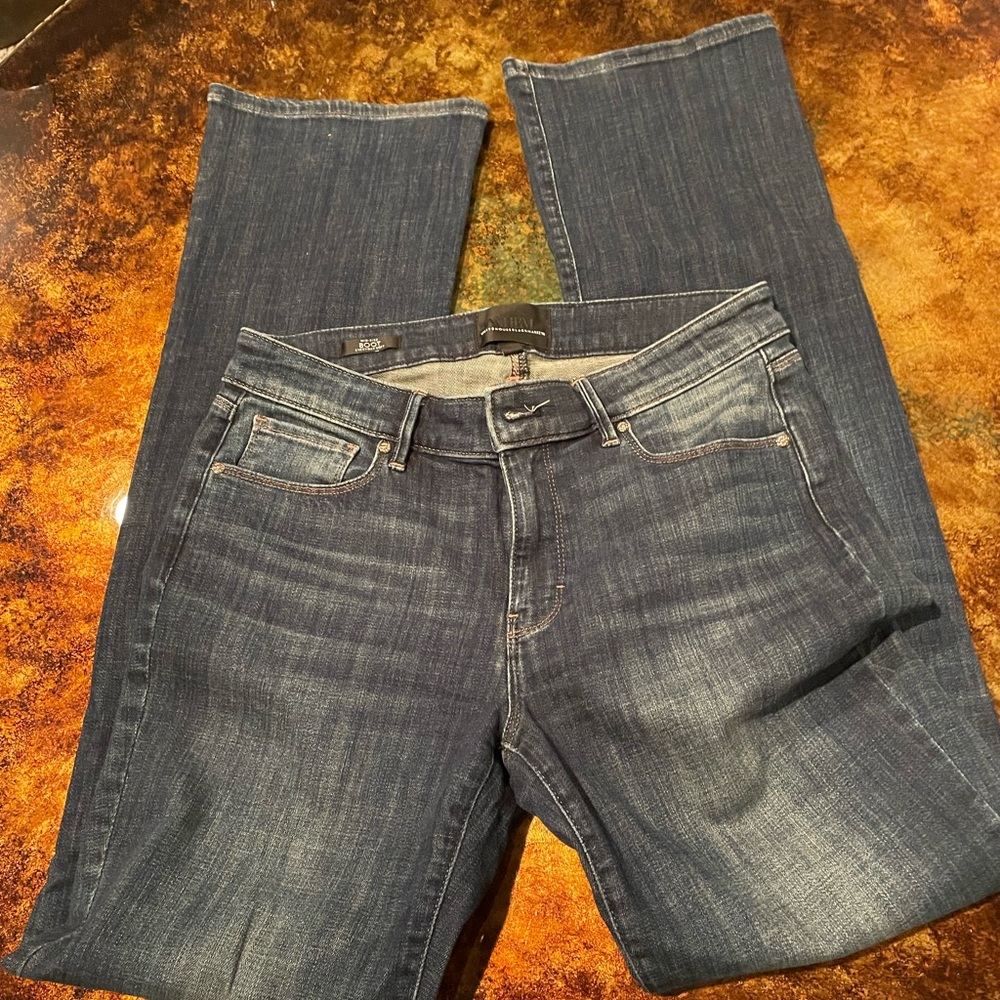 2 Pairs WHBM Women's Dark and Medium Wash Jeans Size 10L - Picture 8 of 8